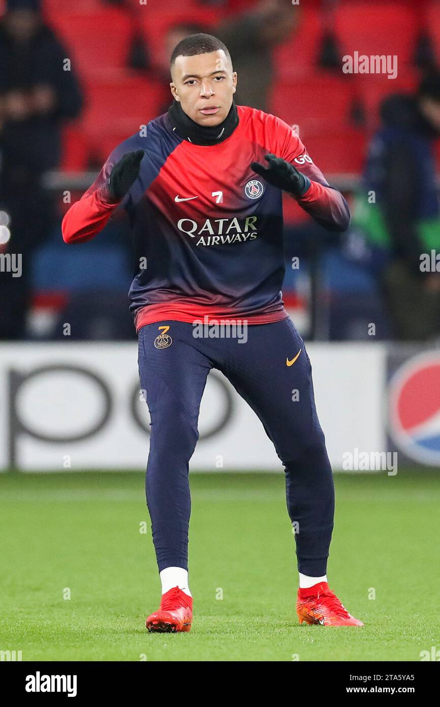 Paris, France. 28th Nov, 2023. Paris SaintGermain forward Kylian
