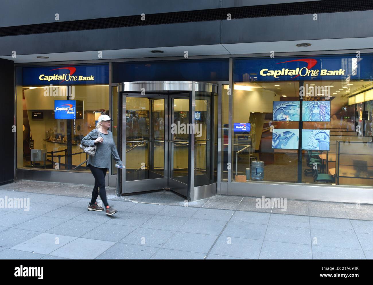 Atm machine usa hi-res stock photography and images - Page 4 - Alamy