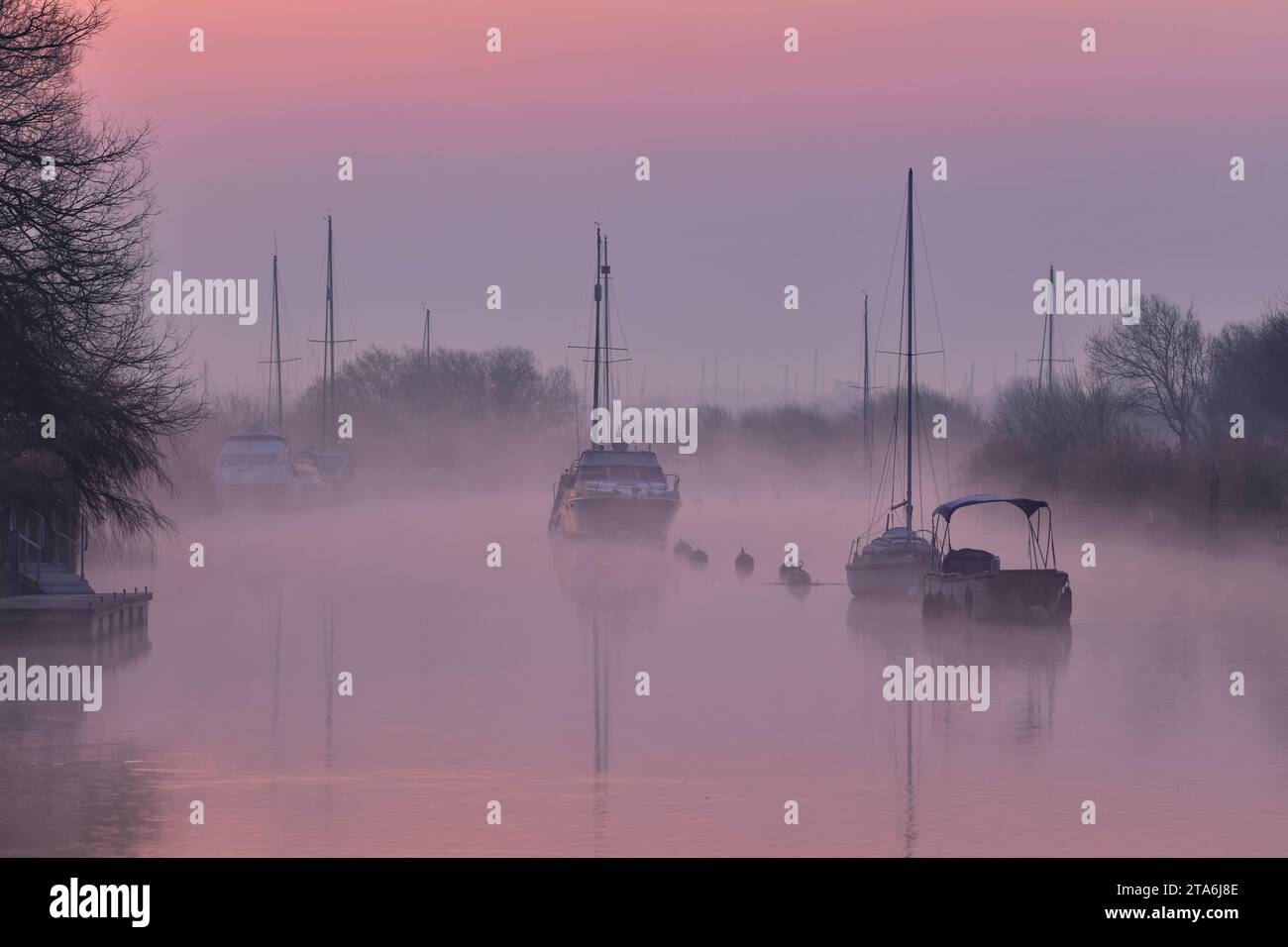 Dorset river scene hi-res stock photography and images - Alamy