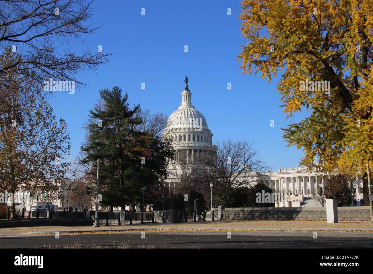Washington, DC, USA. 28th Nov, 2023. Exterior view of the Capitol