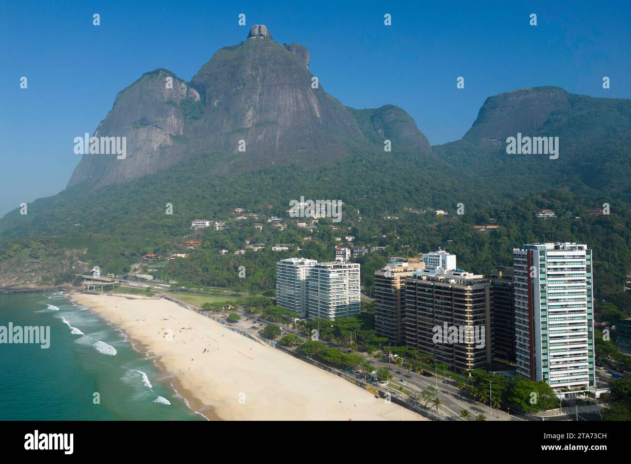 Luxury Apartments & Rentals in Chicago | Luxury Living - Luxury Apartment Building With Views