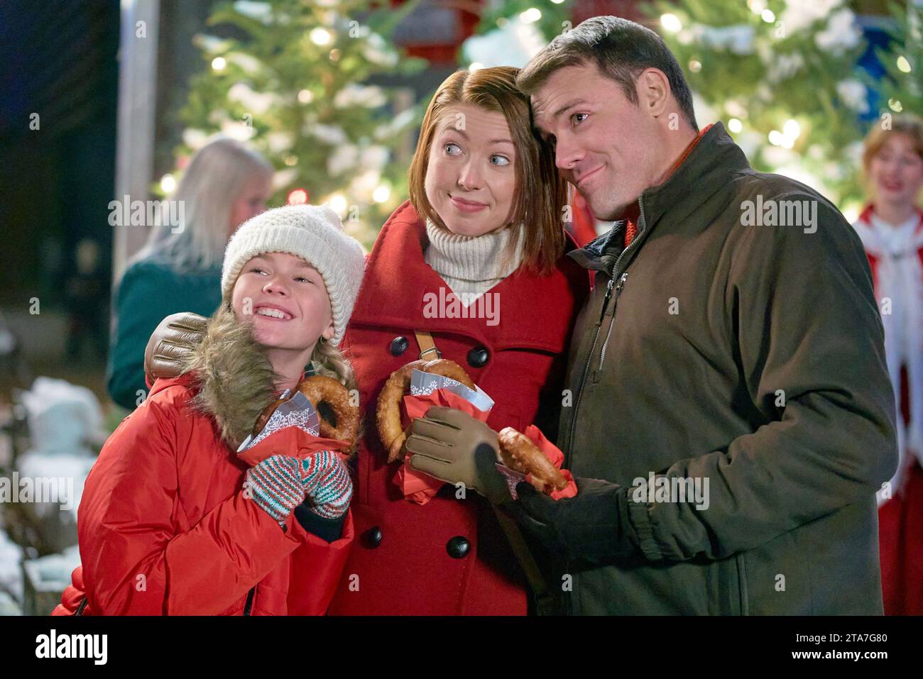 HOLIDAY HOTLINE, from left Myla Volt, Cora Matheson, Michael