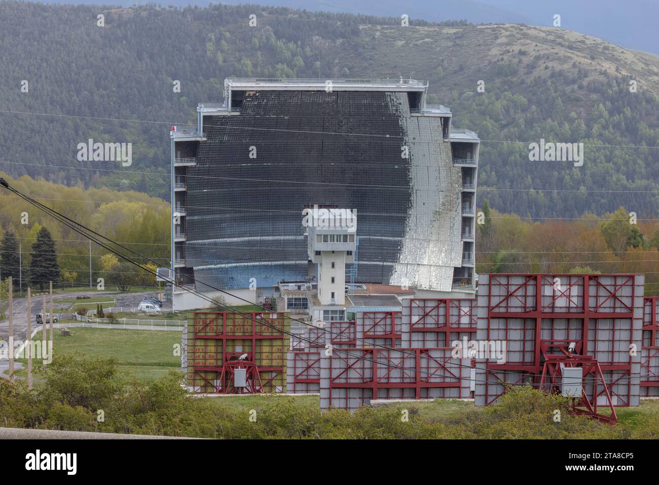 Solar furnace hi-res stock photography and images - Alamy