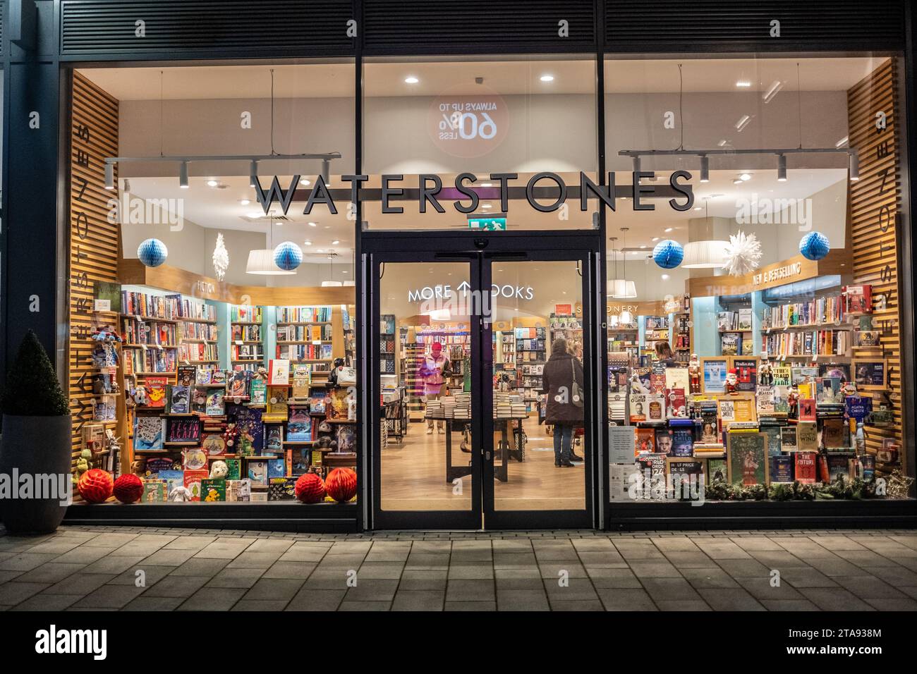 Waterstones Orchard Centre, Didcot at night Stock Photo Alamy