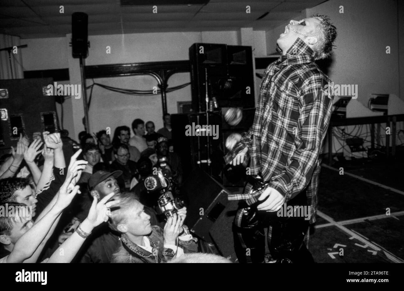 KEITH FLINT, PRODIGY, LIVE, 1995: Keith Flint (1969-2019) of the ...