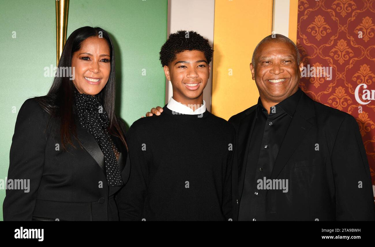 LOS ANGELES, CALIFORNIA NOVEMBER 28 (LR) Chrisette Suter, Alexander