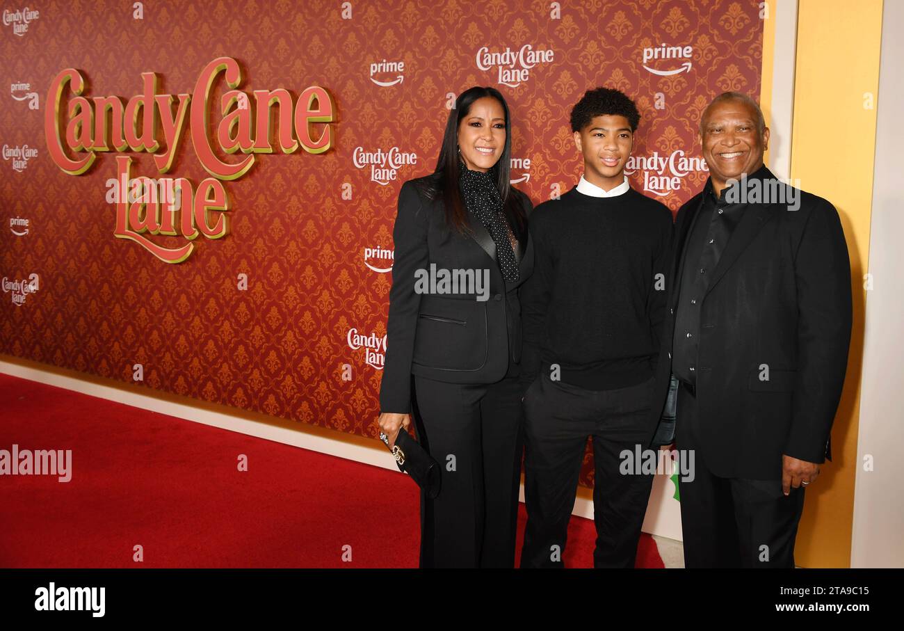 LOS ANGELES, CALIFORNIA NOVEMBER 28 (LR) Chrisette Suter, Alexander