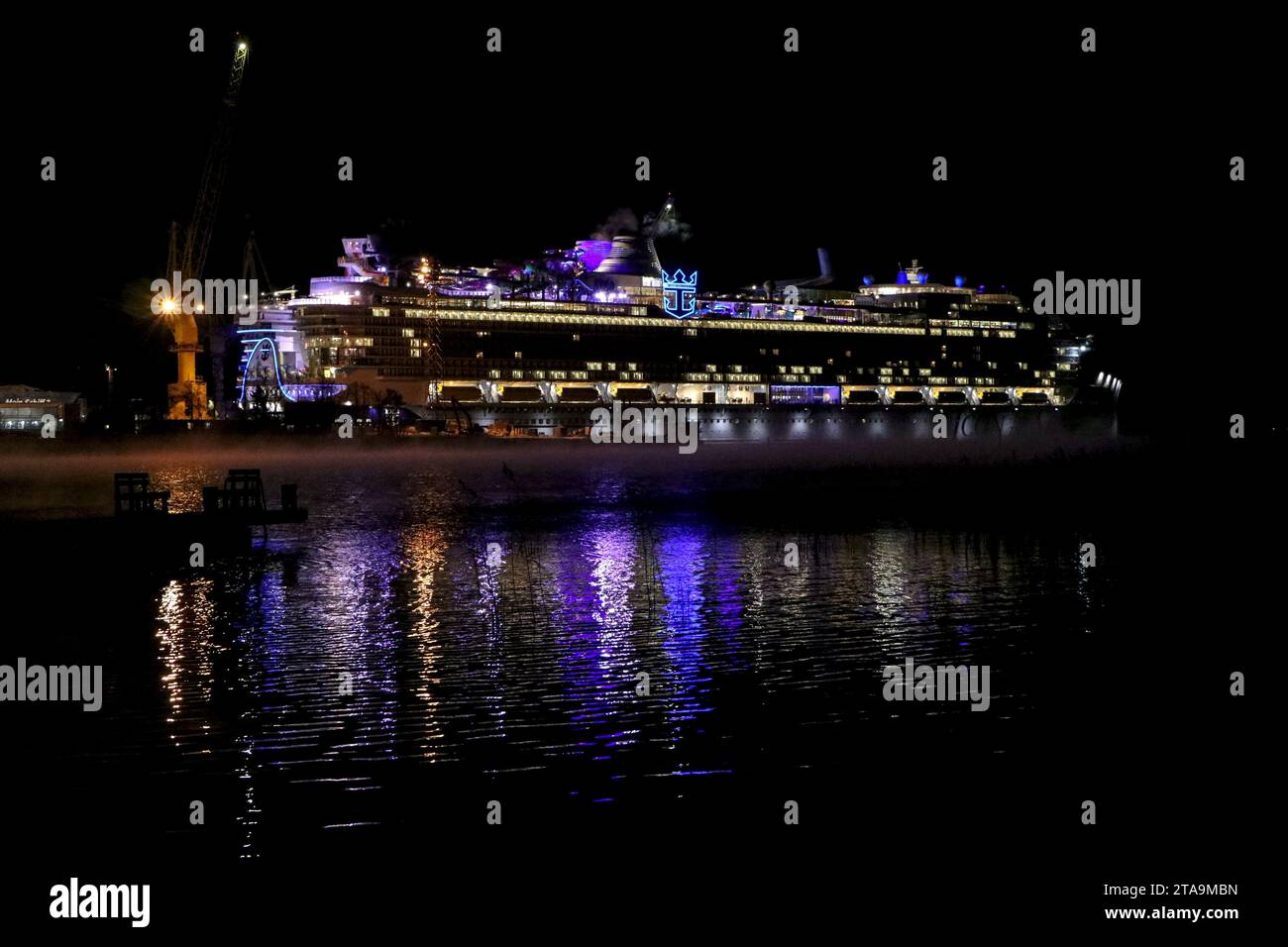 Raisio, Finland. 27th Nov, 2023. Cruise ship Icon of the Seas is seen ...