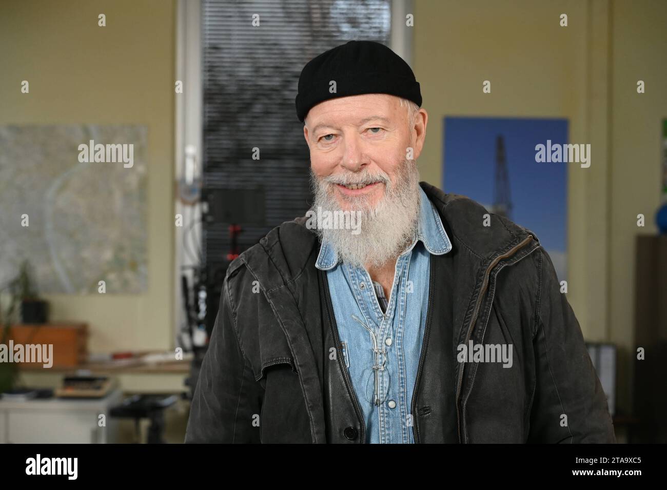 Schauspieler Bill Mockridge posiert am Set der ARD Serie Rentnercops ...