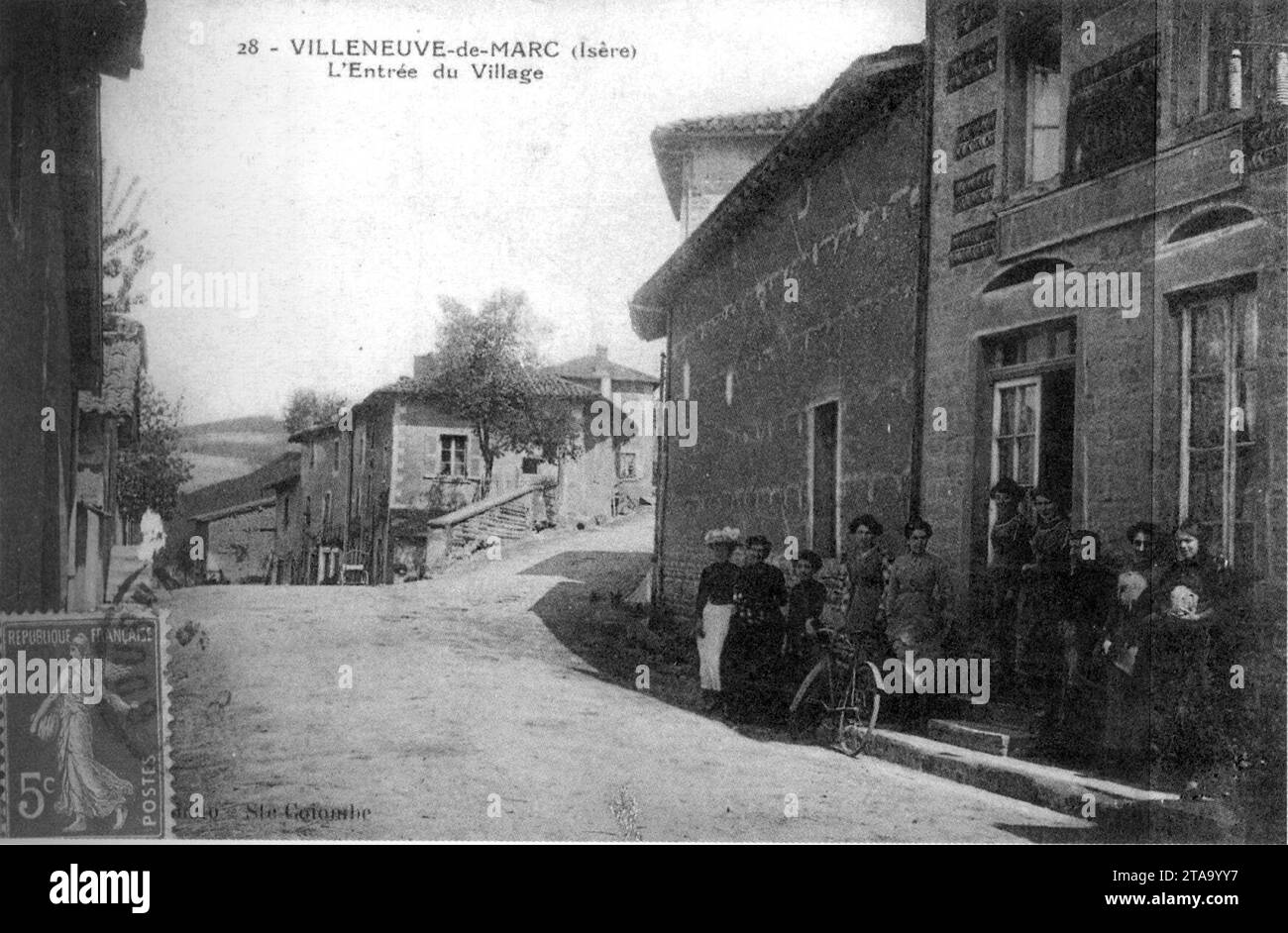 VilleneuvedeMarc, l'entrée du village, 1910, p279 de L'Isère les 533