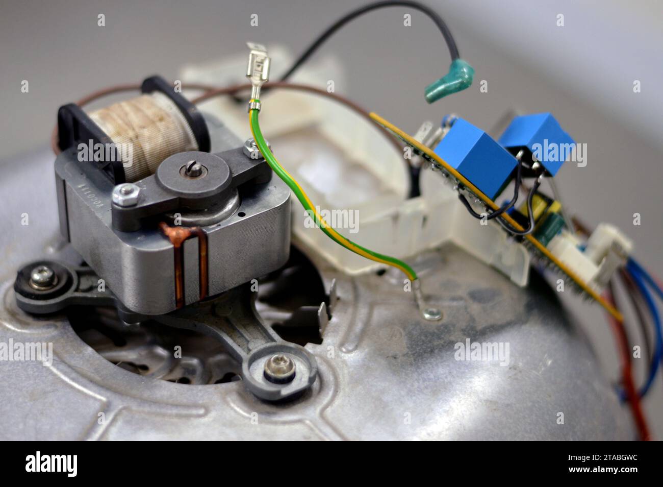 Air fryer maintenance, repair, An air fryer is a small convection fan