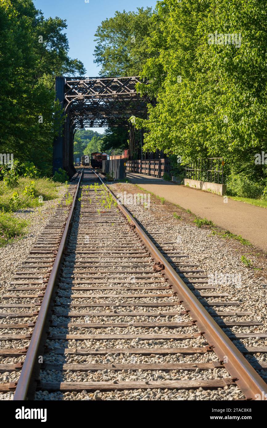 The Hockhocking Adena Bikeway in Athens Ohio Stock Photo Alamy