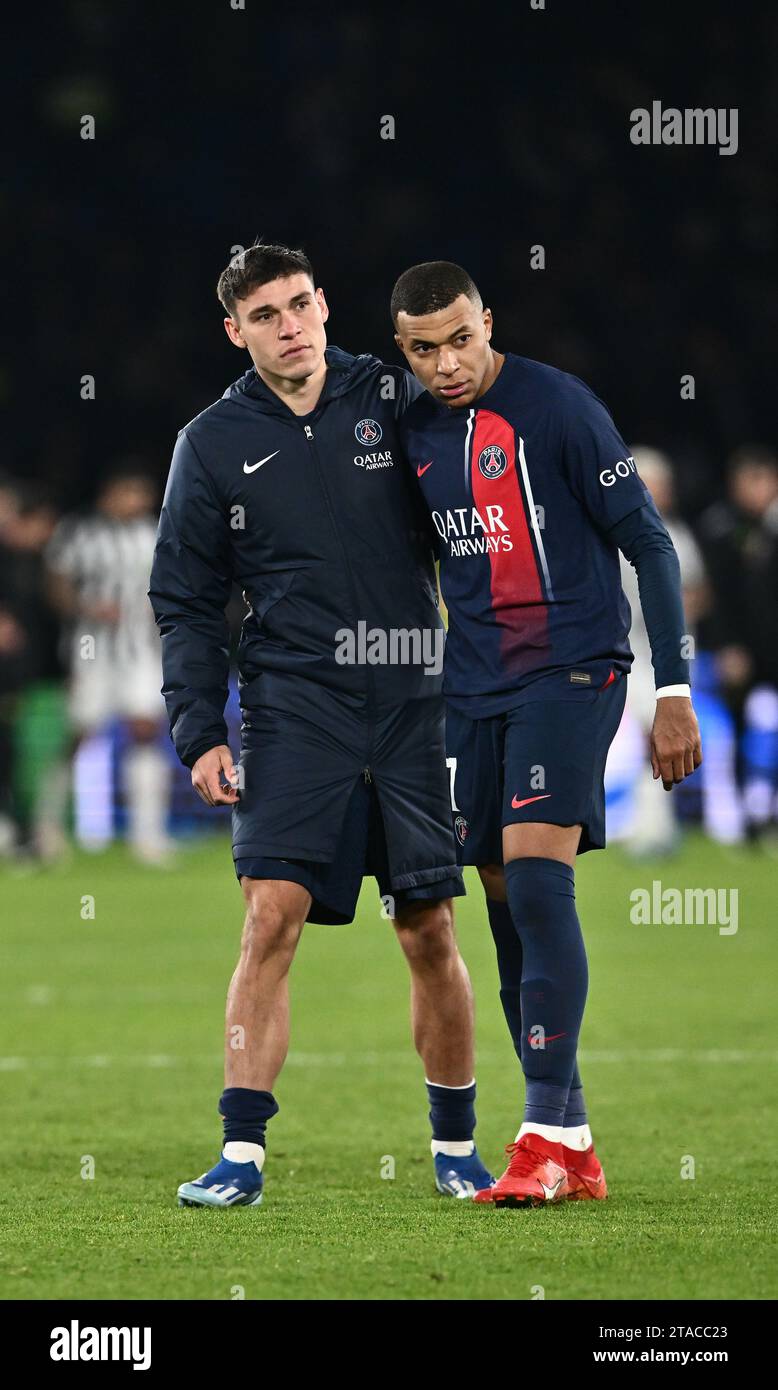 Psg ucl hot sale home kit