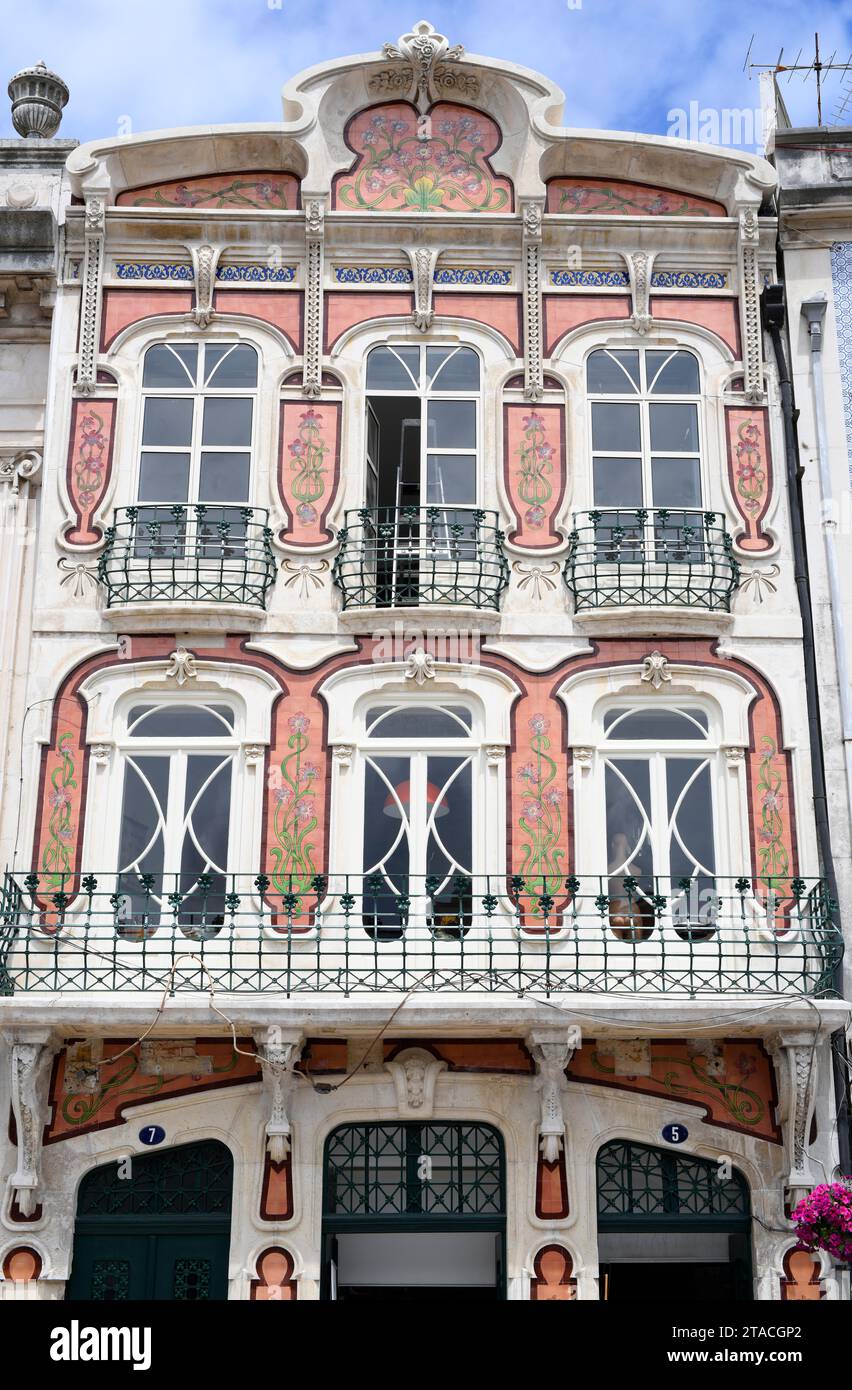 Aveiro Art Nouveau Hi res Stock Photography And Images Alamy aveiro-art-nouveau-hi-res-stock-photography-and-images-alamy