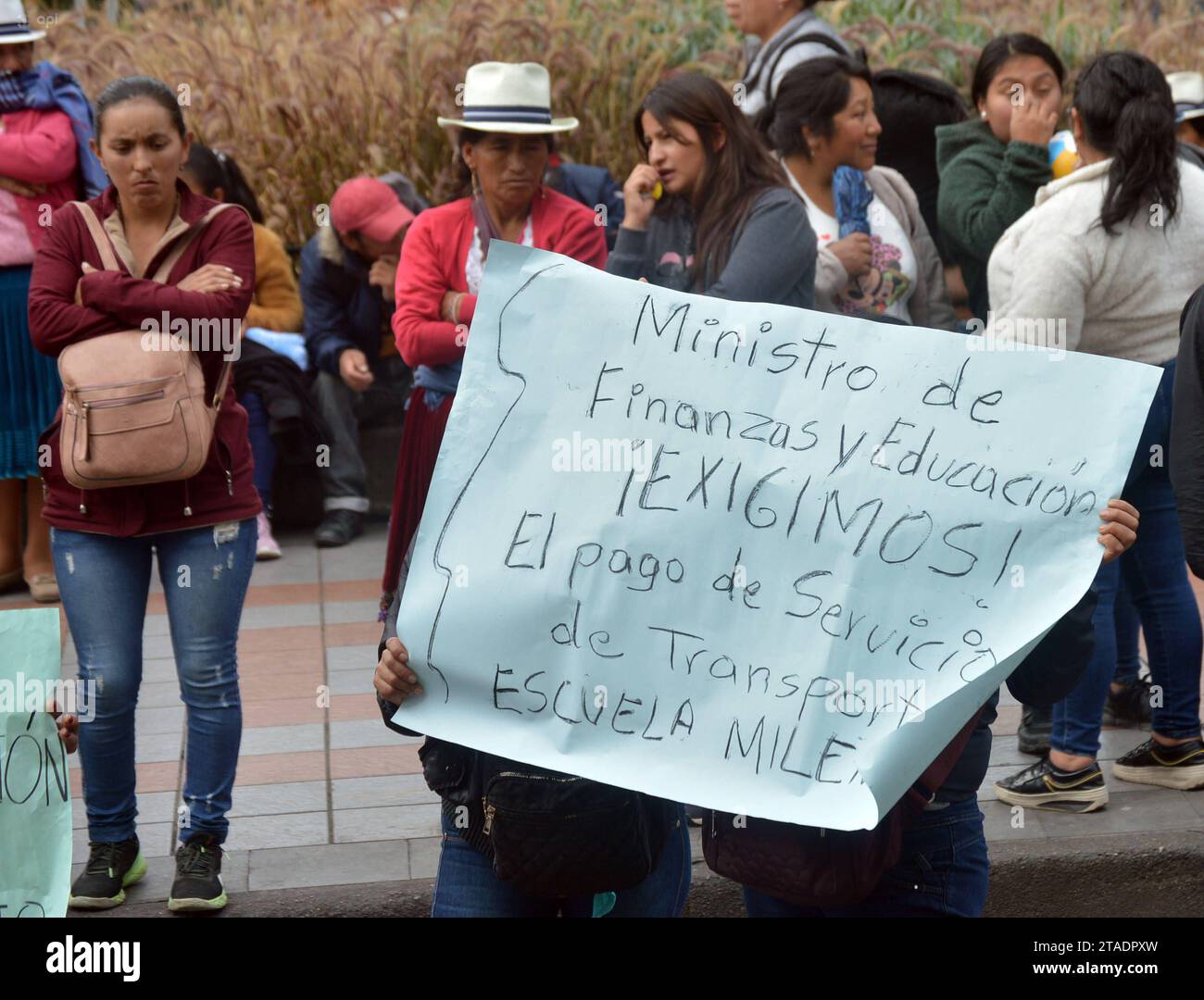 CUENCAPLANTONMORADORES VICTORIA TARQUIQUINGEO Cuenca, Ecuador 30 de