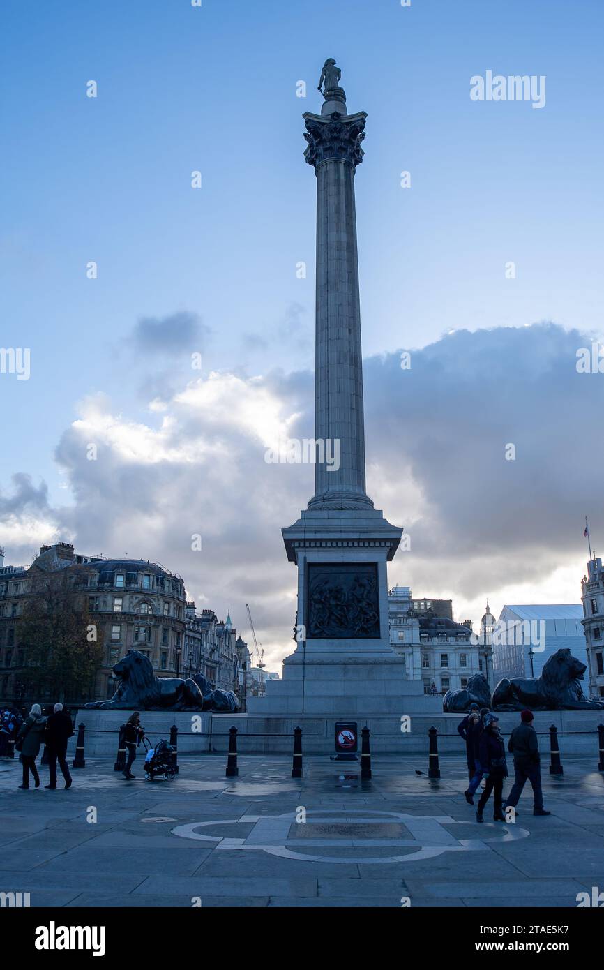 London, UK. 28th November, 2023. The cold weather isn't keeping ...