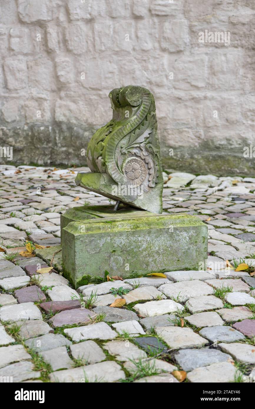 Console stone hi-res stock photography and images - Alamy