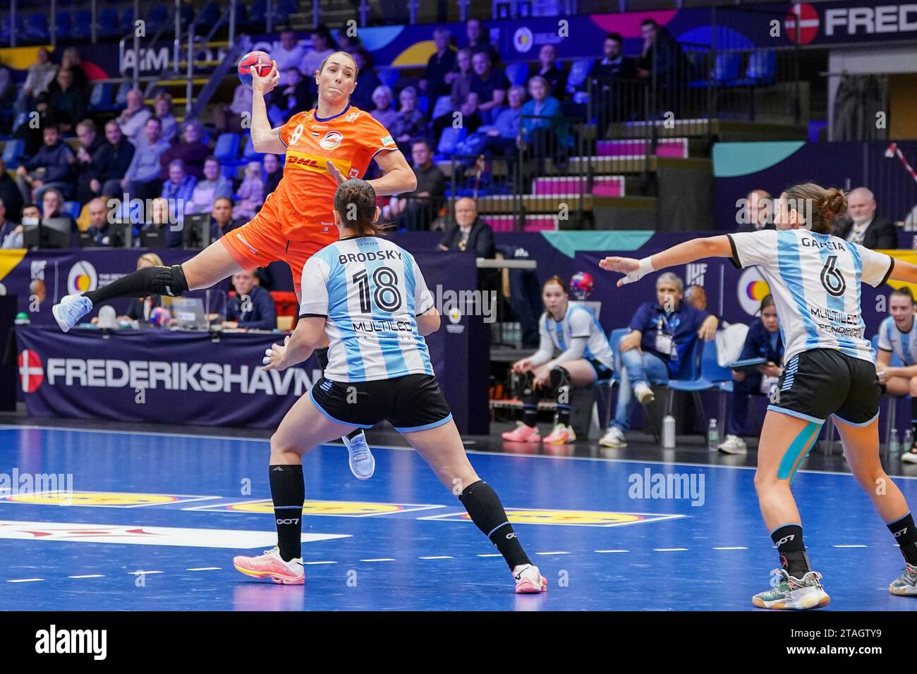 Lois Abbingh of The Netherlands, Valentina Brodsky of Argentina, Graciela Ayelen Garcia of Argentina during the Preliminary Round Group H match between Netherlands and Argentina on November 30, 2023 in Fredrikshavn, Denmark Stock Photo