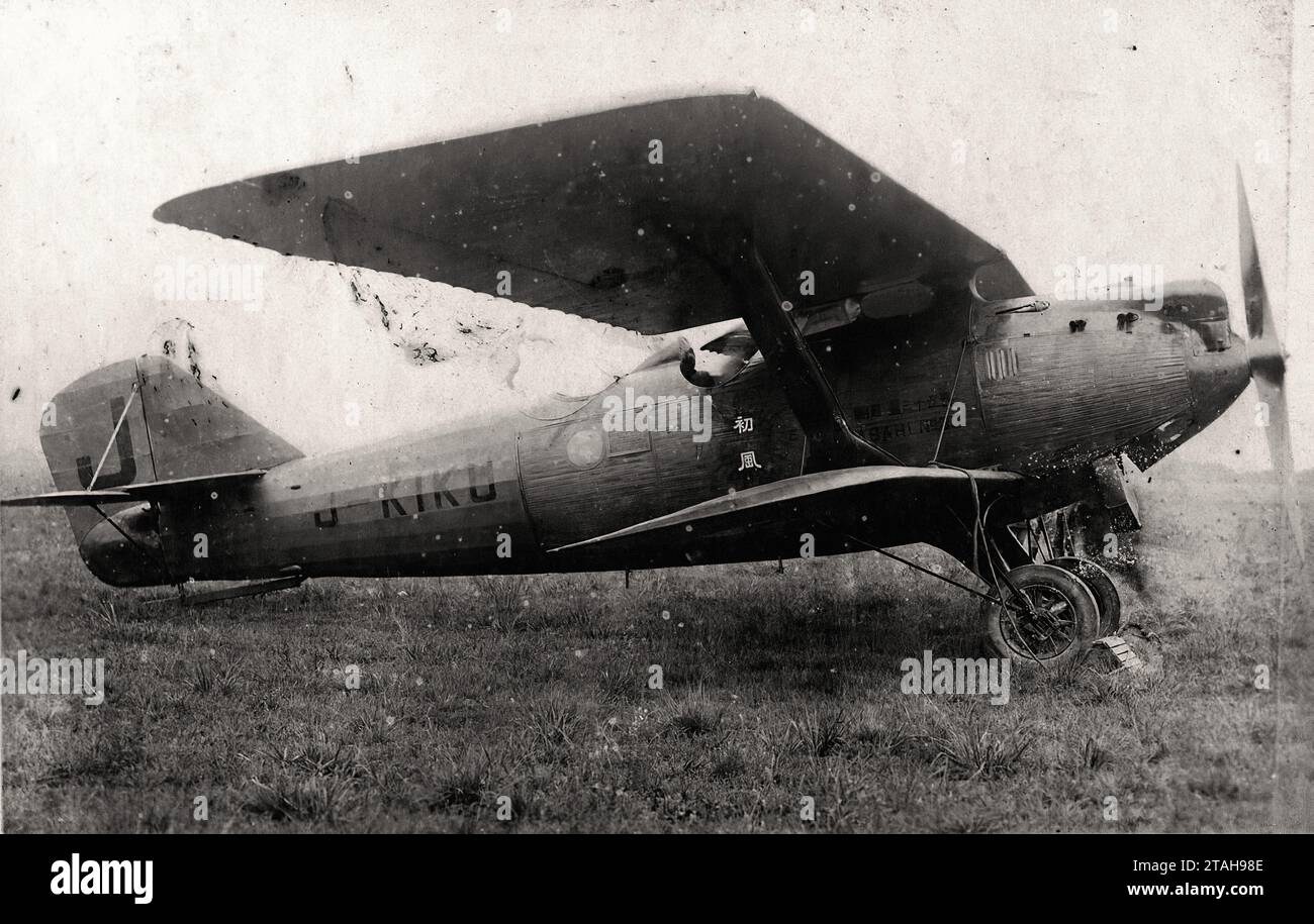 Breguet airplane hi res stock photography and images Page 2 Alamy