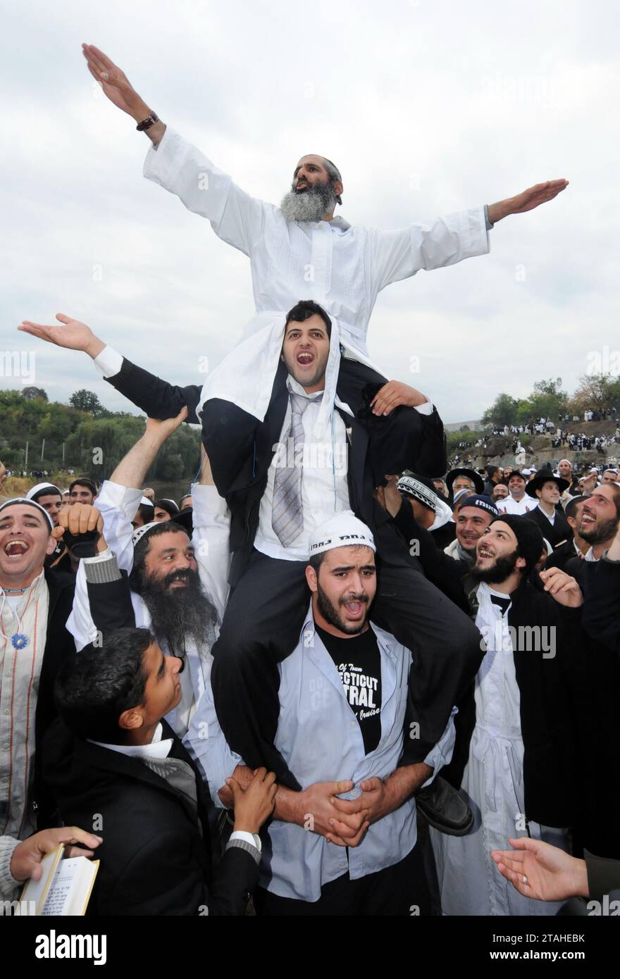 UMAN, UKRAINE - SEPTEMBER 20, 2009: Orthodox Jewish pilgrims in Uman, Ukrain during celebration Rosh Hashanah, the Jewish New Year in Uman, Ukraine. Stock Photo