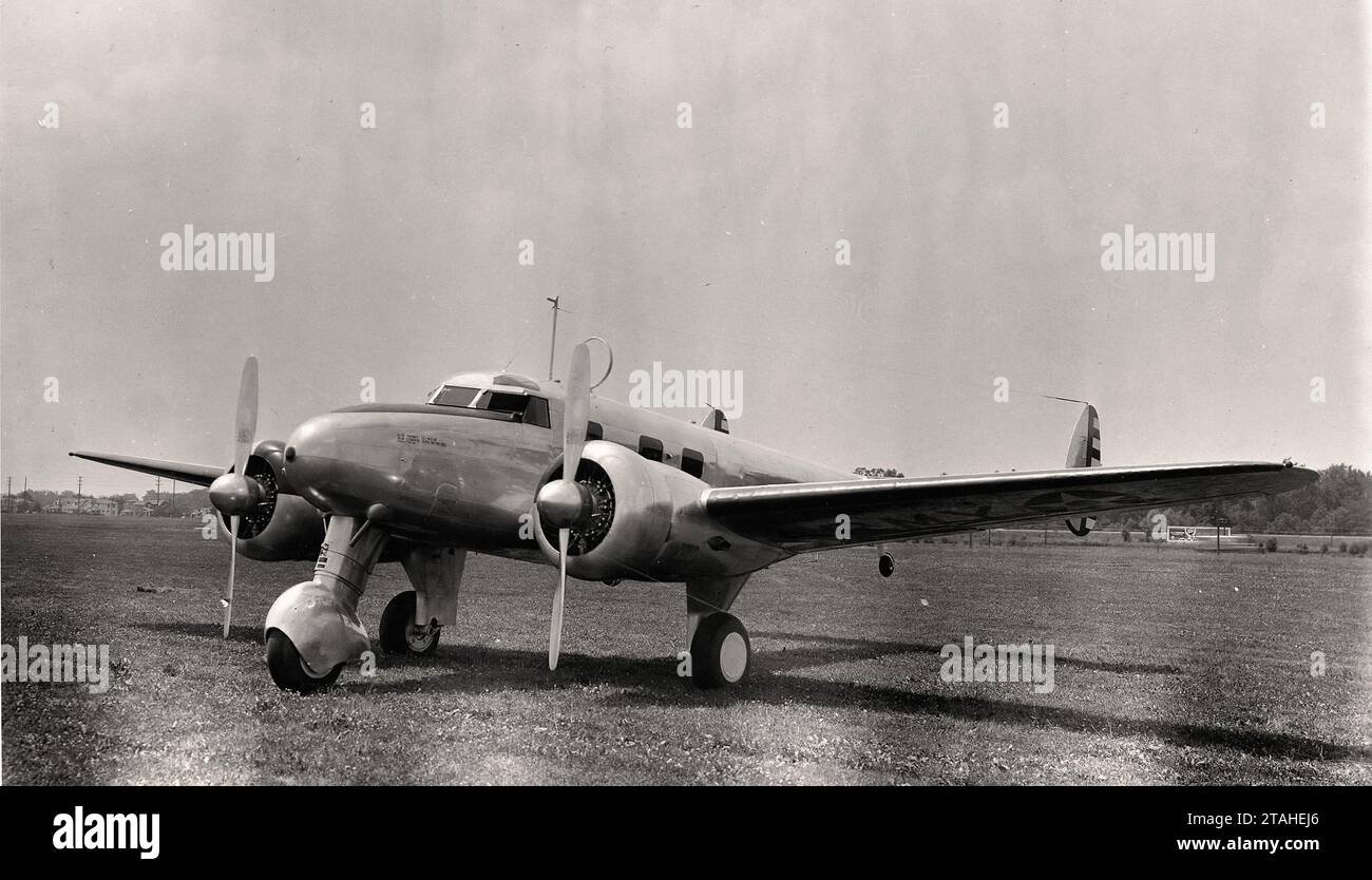 Airplane - Lockheed C-40B 00001 Stock Photo - Alamy