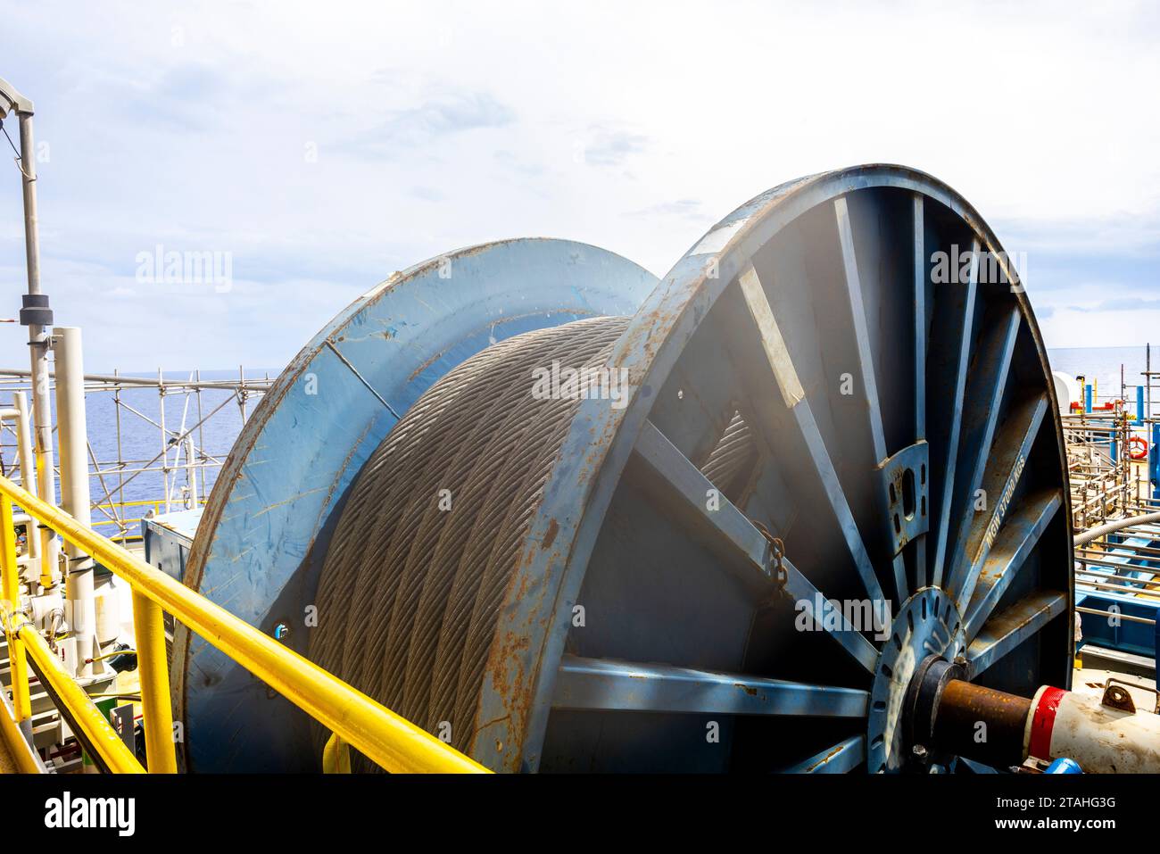Metal cable reel hi-res stock photography and images - Alamy