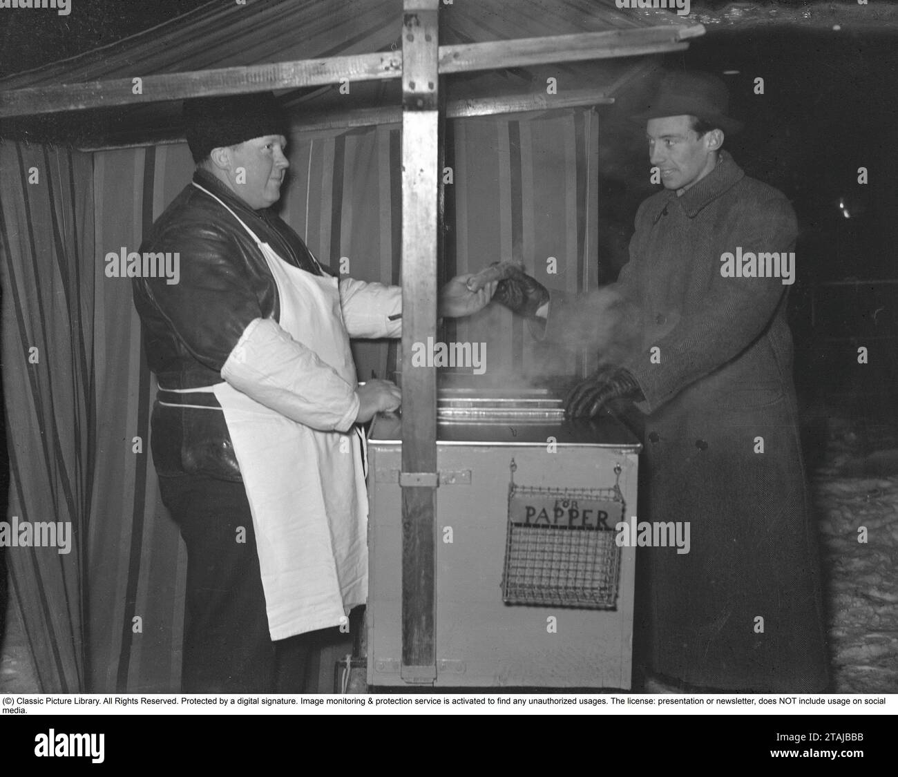 Hot Dog Vendor Historical Hi res Stock Photography And Images Alamy popcorn-time-i-2024