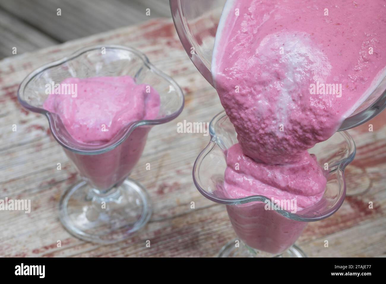 Naturjoghurt hi-res stock photography and images - Alamy