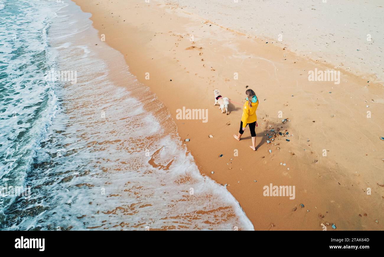 High angle people walking hi-res stock photography and images - Alamy
