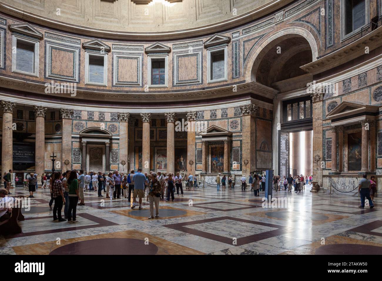 Italie roma piazza pantheon hi-res stock photography and images - Alamy