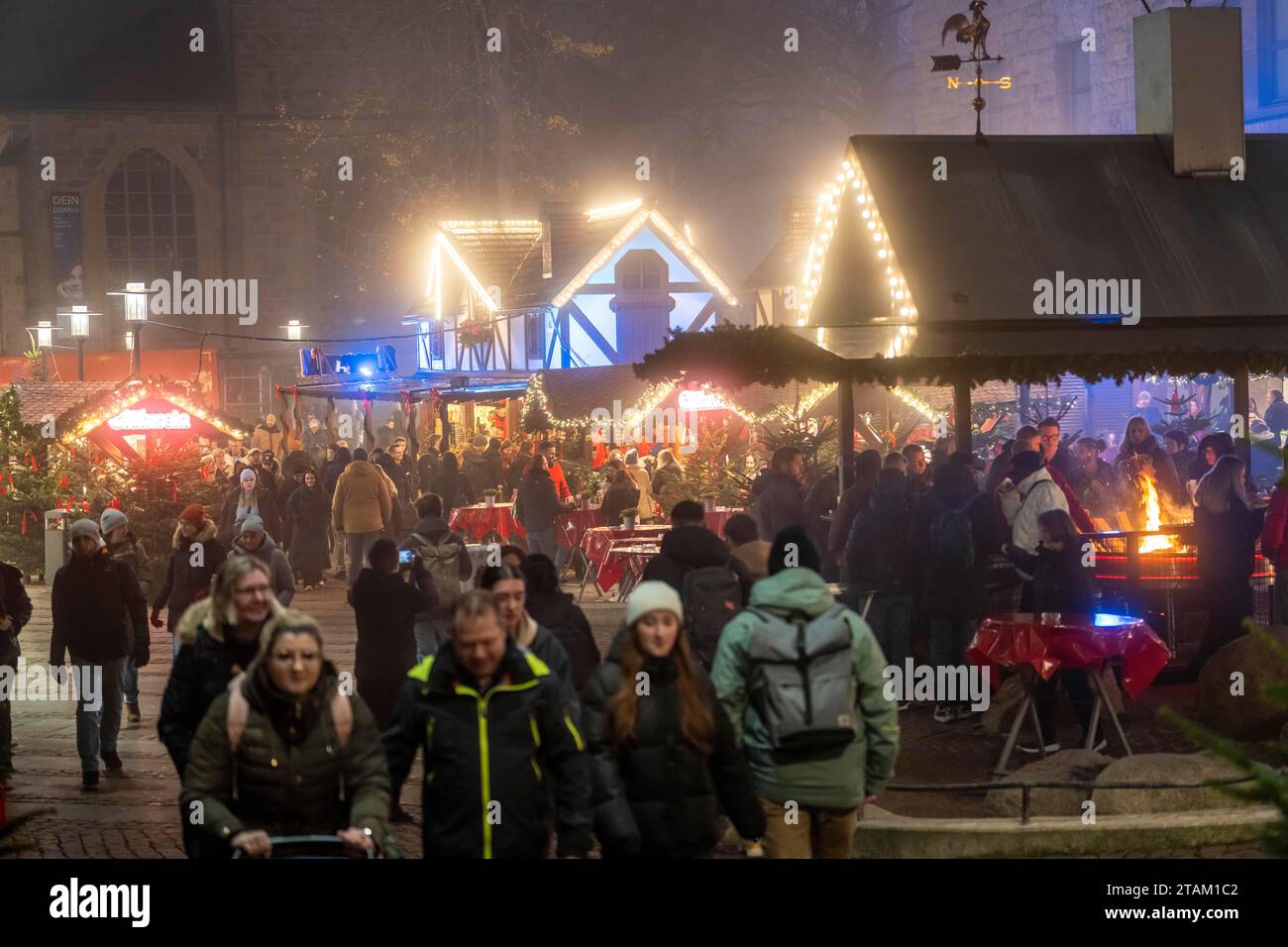 Pre-Christmas season, Christmas market in the city centre of Essen, Kettwiger Straße, food stalls, mulled wine stands, NRW, Germany, Stock Photo