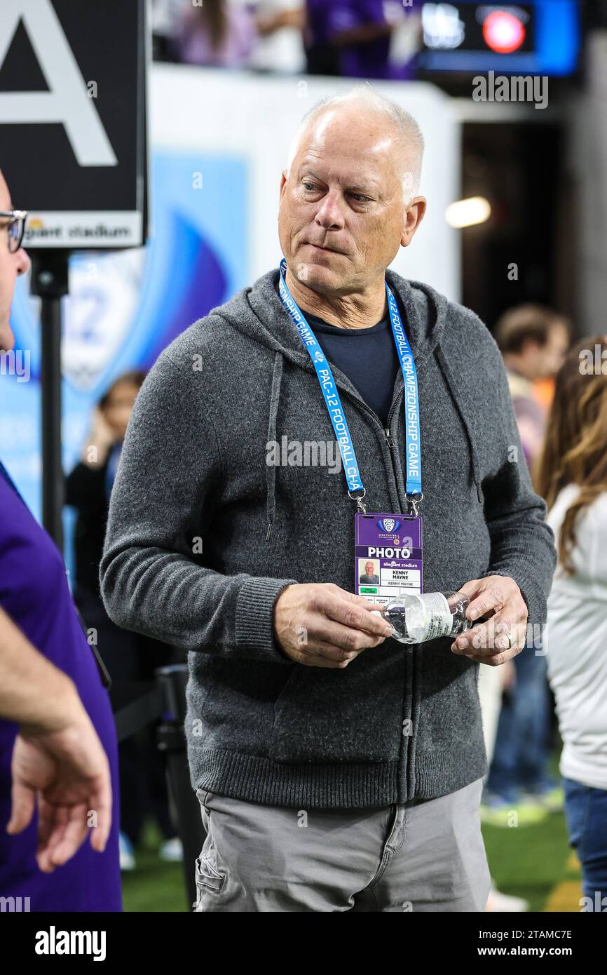 december-01-2023-sports-personality-kenny-mayne-on-the-sidelines