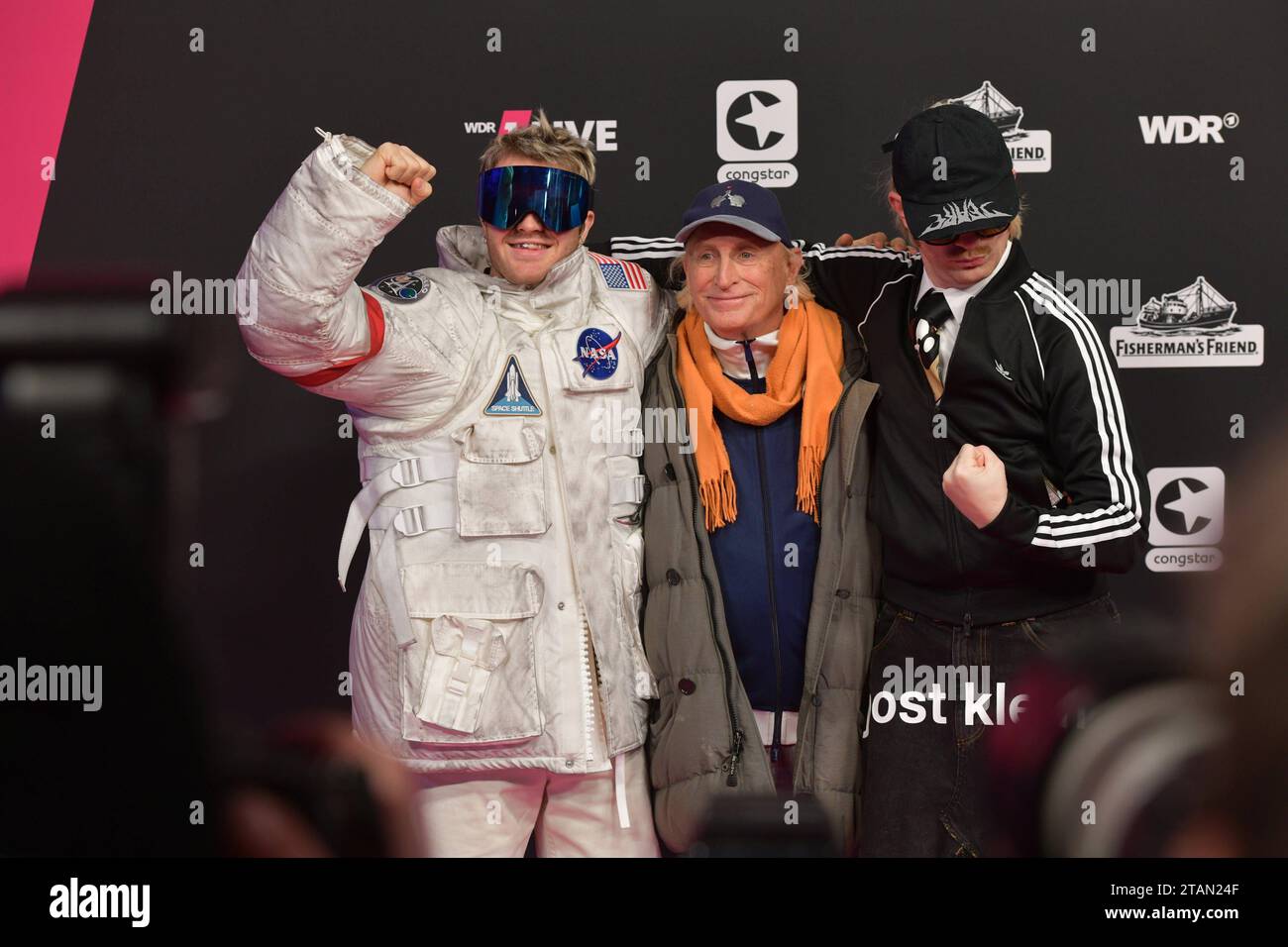 Komic Rapper Ski Aggu, Otto Waalkes und Joost v.li. 11/23 thg v.li.: Ski Aggu, Otto ...