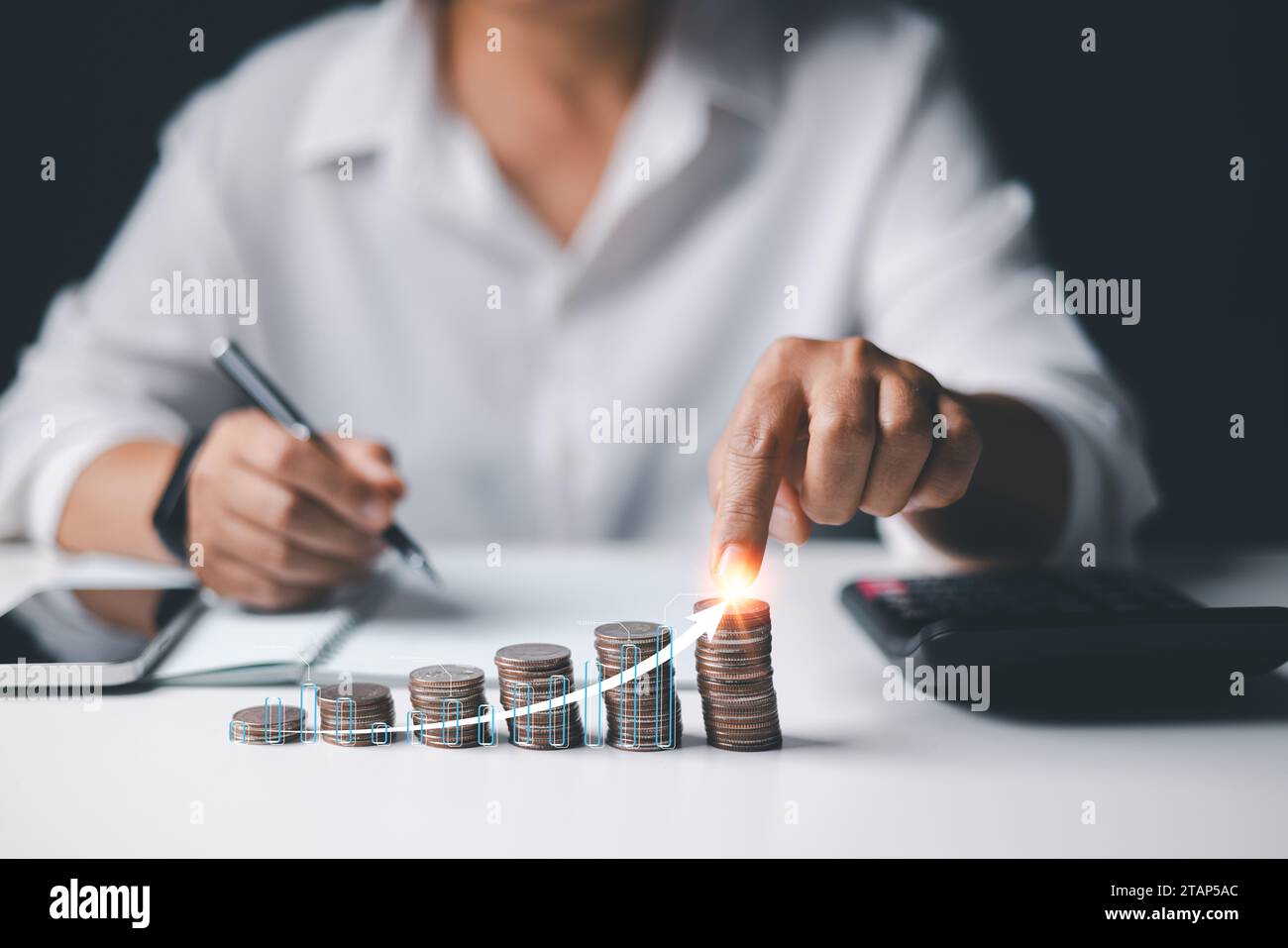 Sales growth graph businesswoman hand hi-res stock photography and ...