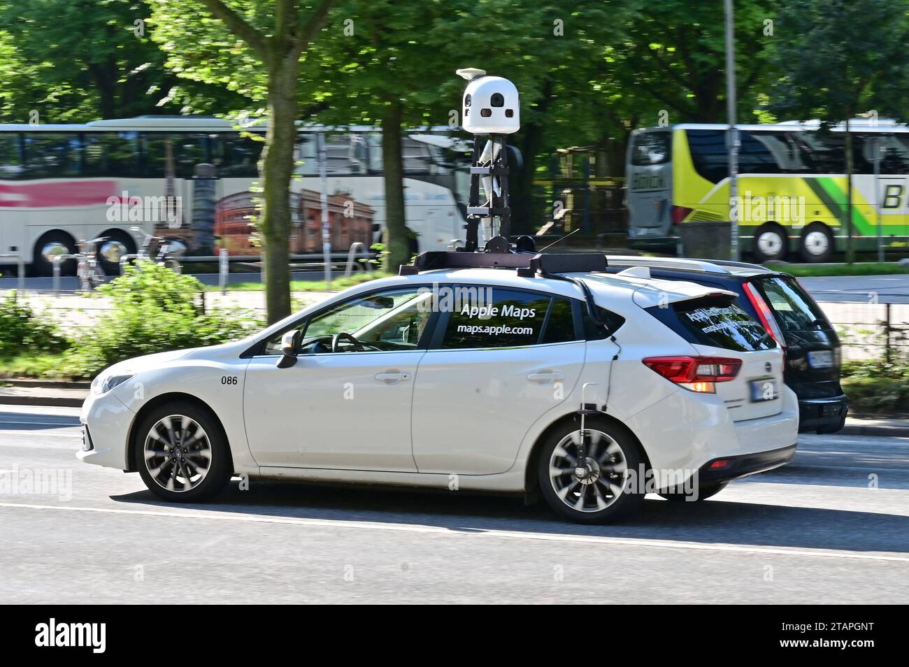 An Apple Maps Street View vehicle in Hamburg Stock Photo - Alamy
