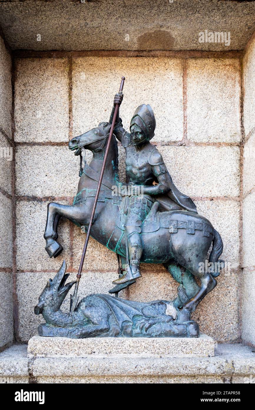 Europe, Spain, Extremadura, Cáceres, Sculpture of Saint George and the Dragon (San Jorge y el Dragón) on Plaza de San Jorge Stock Photo