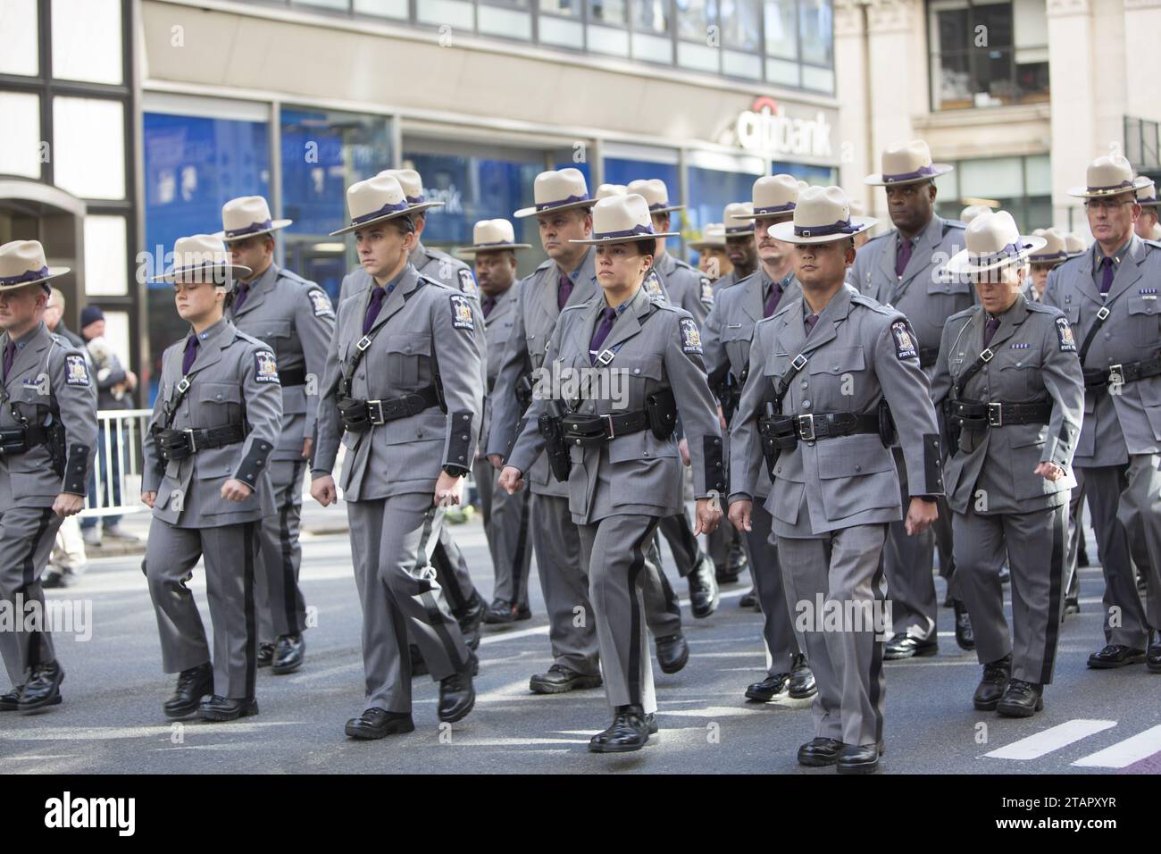 Tens of thousands marched in the New York City Veterans Day Parade ...