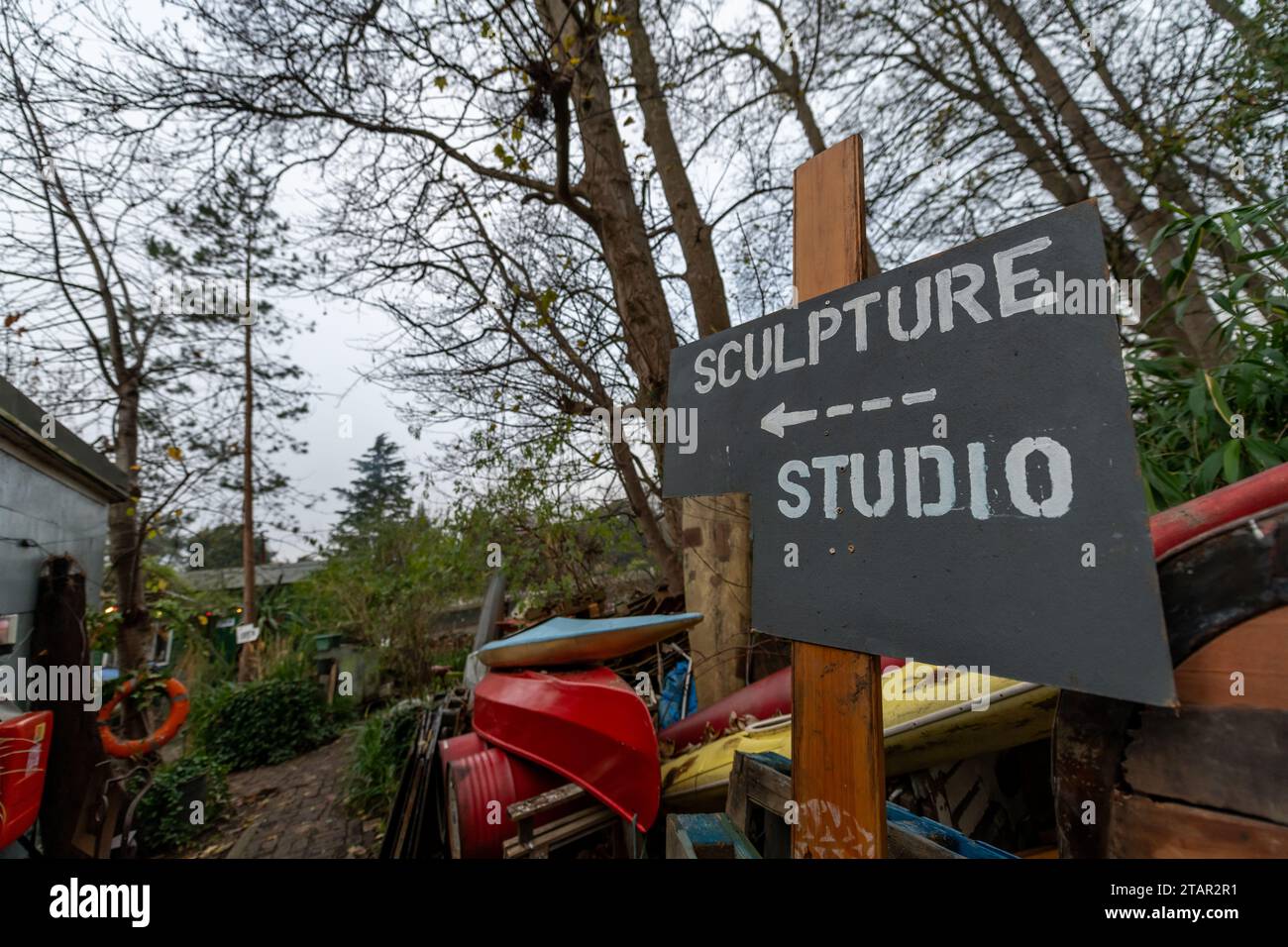 Twickenham, UK. Sat 2 Dec 2023. Eel Pie Island, on the River Thames in London, opens to the public twice each year. Artists display their work for sale and refreshments are offered. Credit: Thomas Faull/Alamy Live News Stock Photo