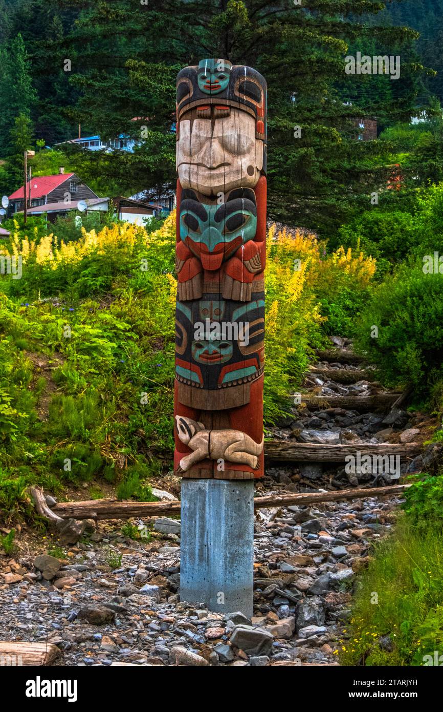 Totem Pole at Hoonah, Icy Strait Point, Alaska Stock Photo Alamy