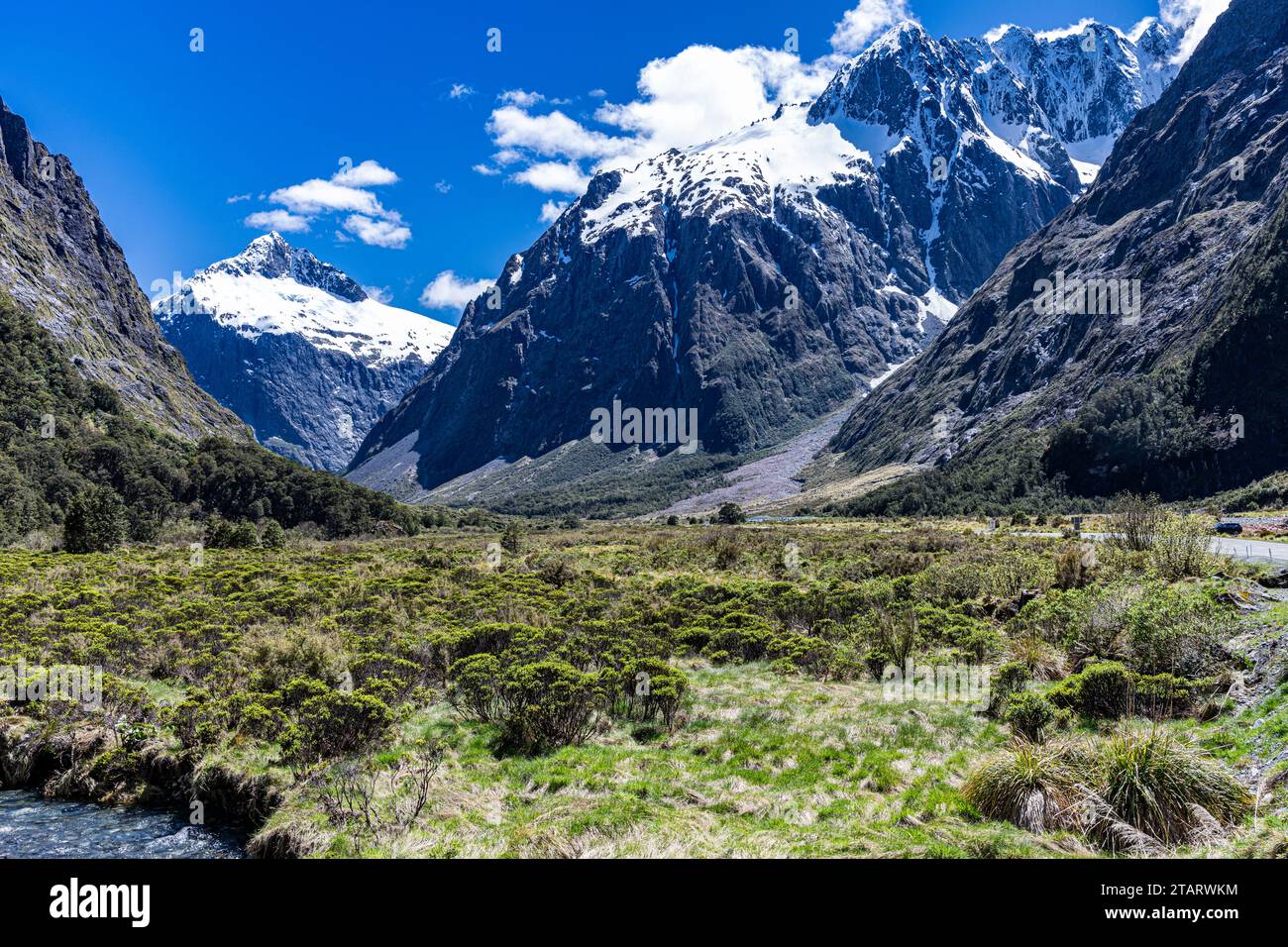 Snow Capped Peaks of the Southern Alps on the way up Mckinnon Pass Stock Photo