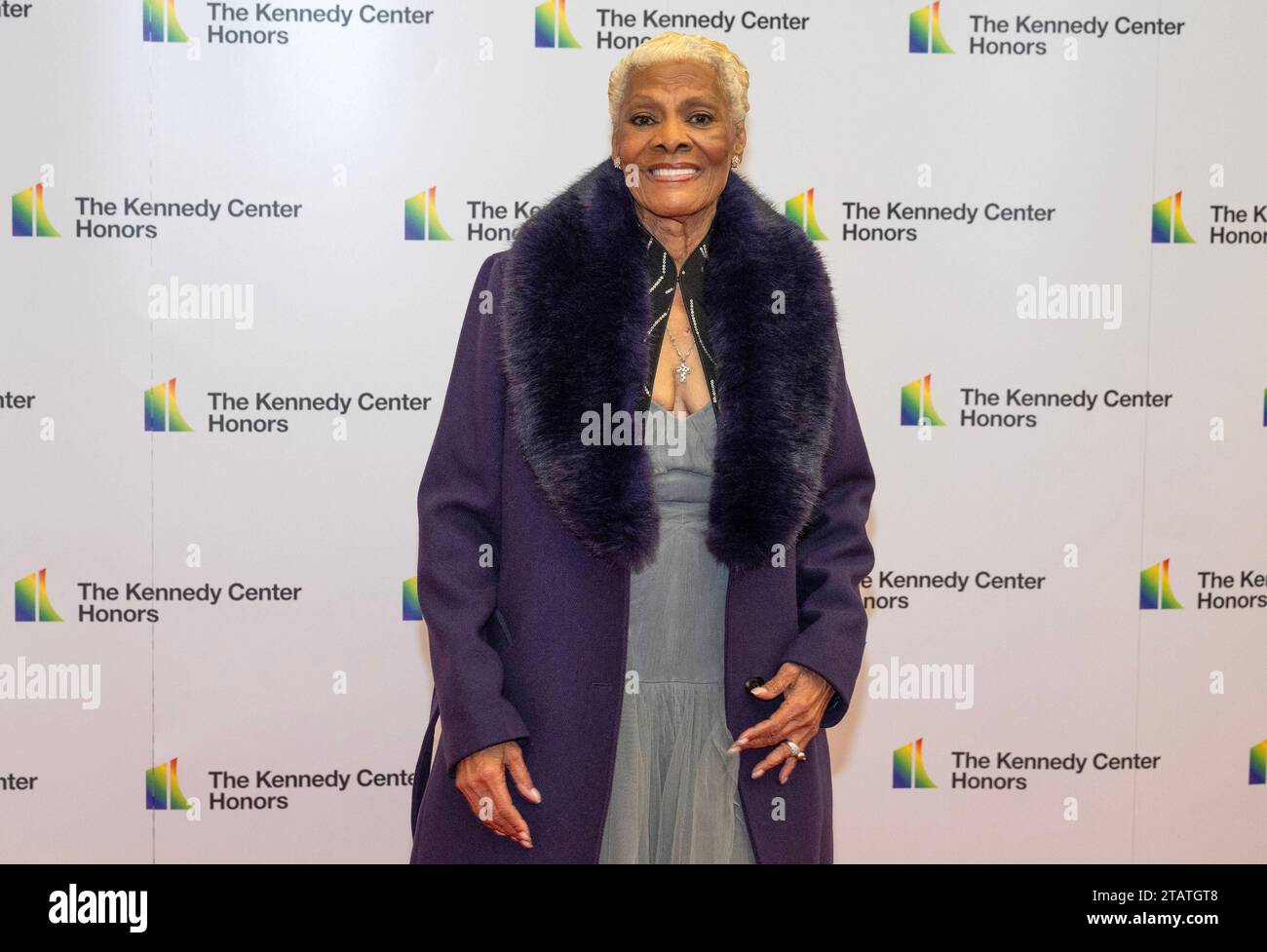 Dionne Warwick arrives for the Medallion Ceremony honoring the ...