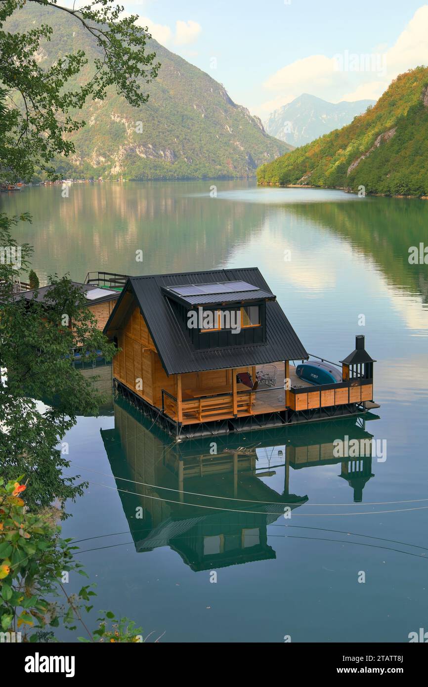 wooden houseboat on Perucac Lake - Drina River, Bajina Basta, Serbia Stock Photo