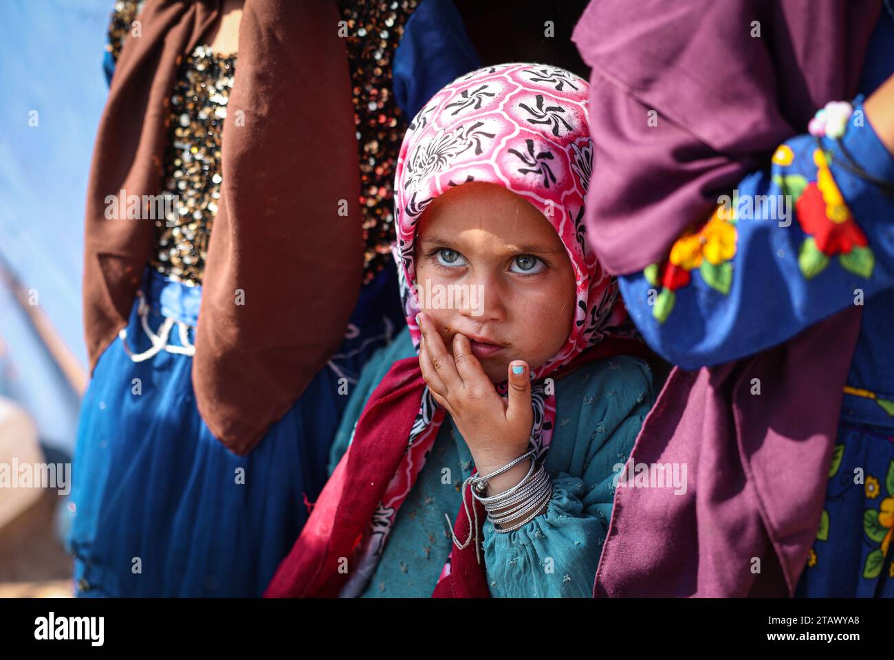 Poverty stricken child hi-res stock photography and images - Page 2 - Alamy