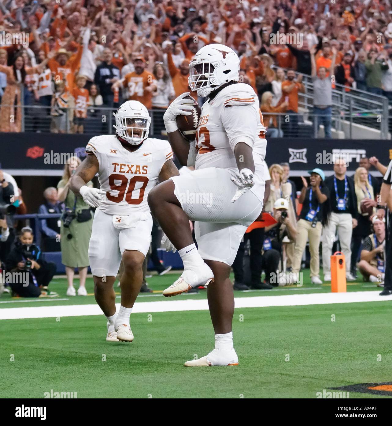 Arlington USA 02nd Dec 2023 December 2 2023 Texas Longhorns arlington-usa-02nd-dec-2023-december-2-2023-texas-longhorns