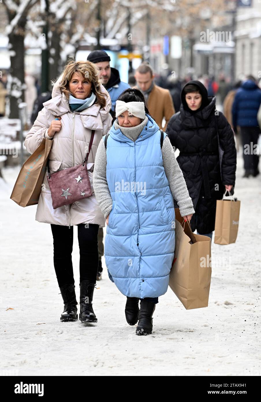 Prague, Czech Republic. 03rd Dec, 2023. Christmas shopping on the first