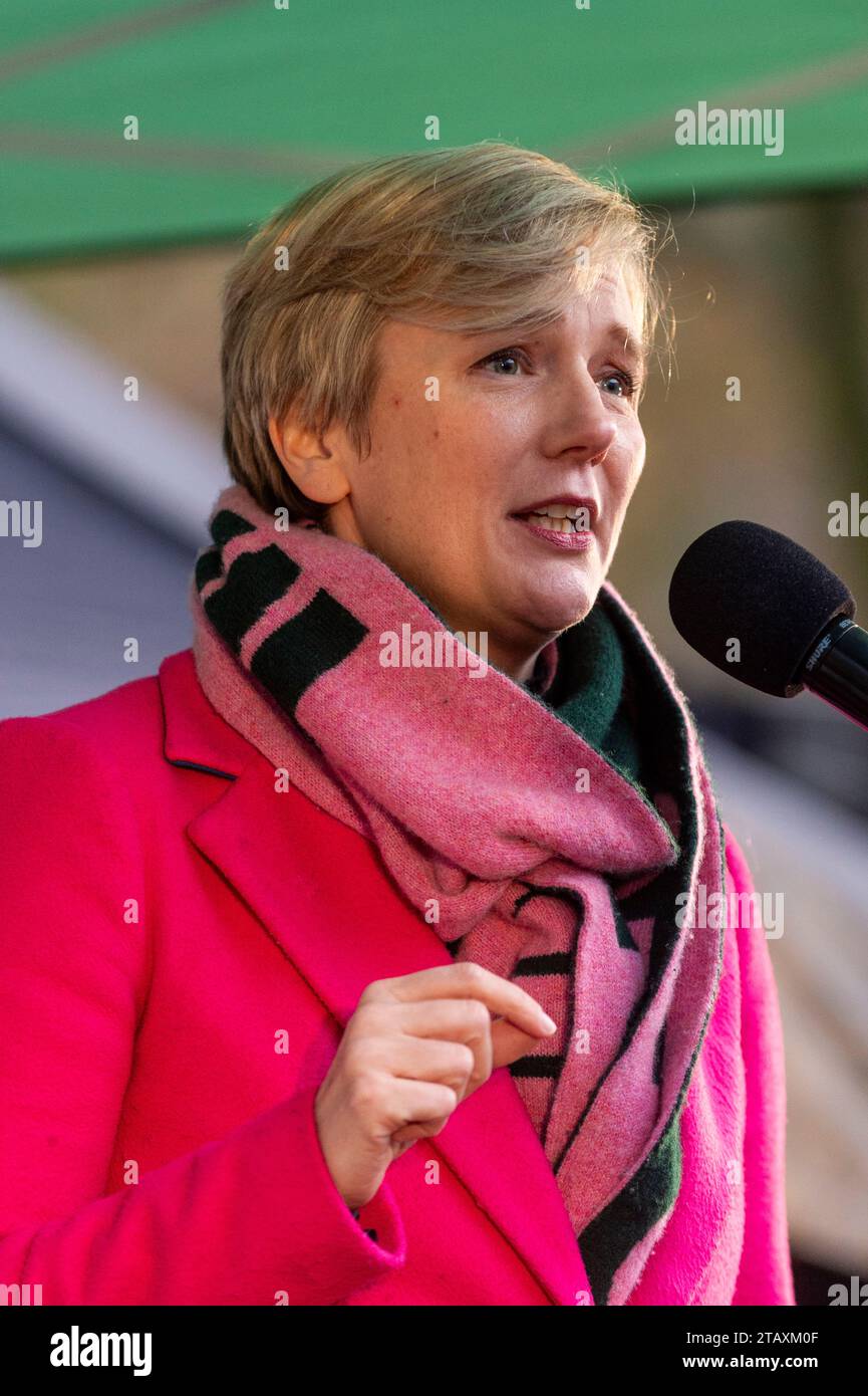 London, UK.  3 December 2023.  Stella Creasy, MP for Walthamstow, speaks at a ‘Building Bridges for Humanity’ vigil outside Downing Street allowing them ‘to speak out against both antisemitism and Muslim hate’ according to organisers.  In an event supported by the Together for Humanity movement, attendees include bereaved families who have lost loved ones in the Israel Hamas conflict.  Credit: Stephen Chung / Alamy Live News Stock Photo