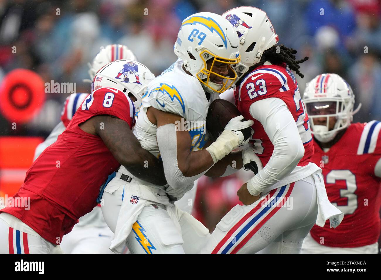 Los Angeles Chargers tight end Donald Parham Jr. (89) tries to advance