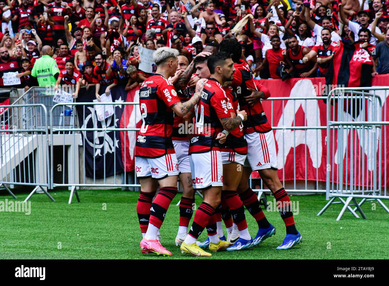 Rio De Janeiro, Brazil. 03rd Dec, 2023. Flamengo player Luis Araujo ...