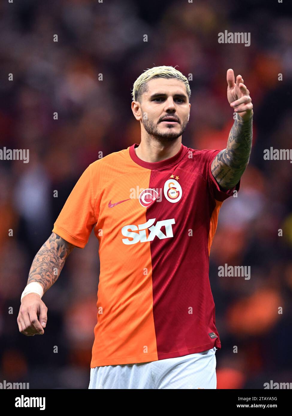 Icardi galatasaray hi-res stock photography and images - Page 2 - Alamy
