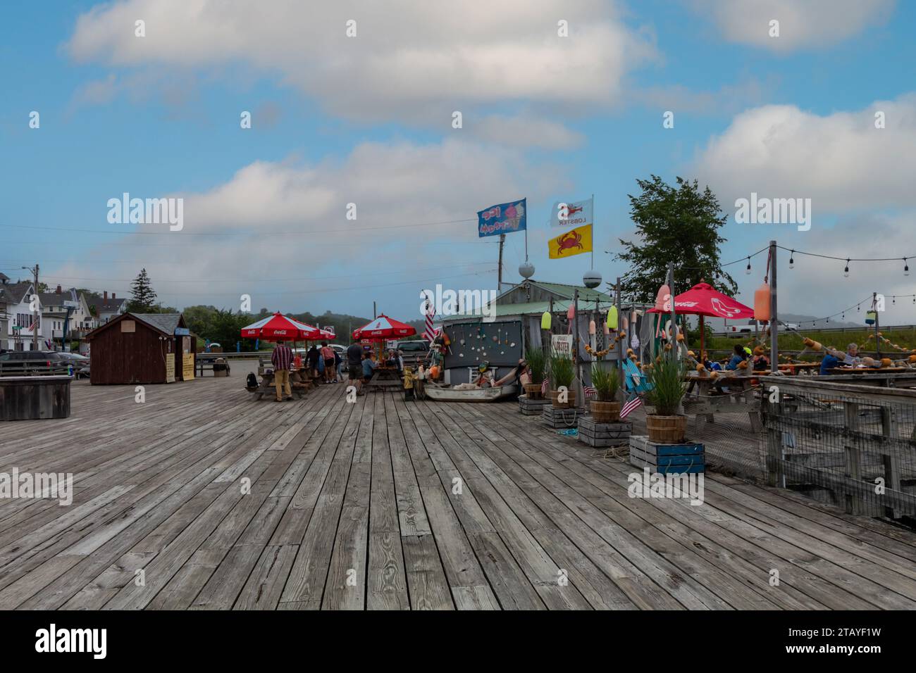 Wiscasset, ME USA - July 12 2023:  Sprague's Lobster Shack is a popular spot for fresh Lobster Roll and Clam Cakes Stock Photo